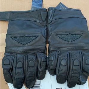 Men’s leather riding gloves